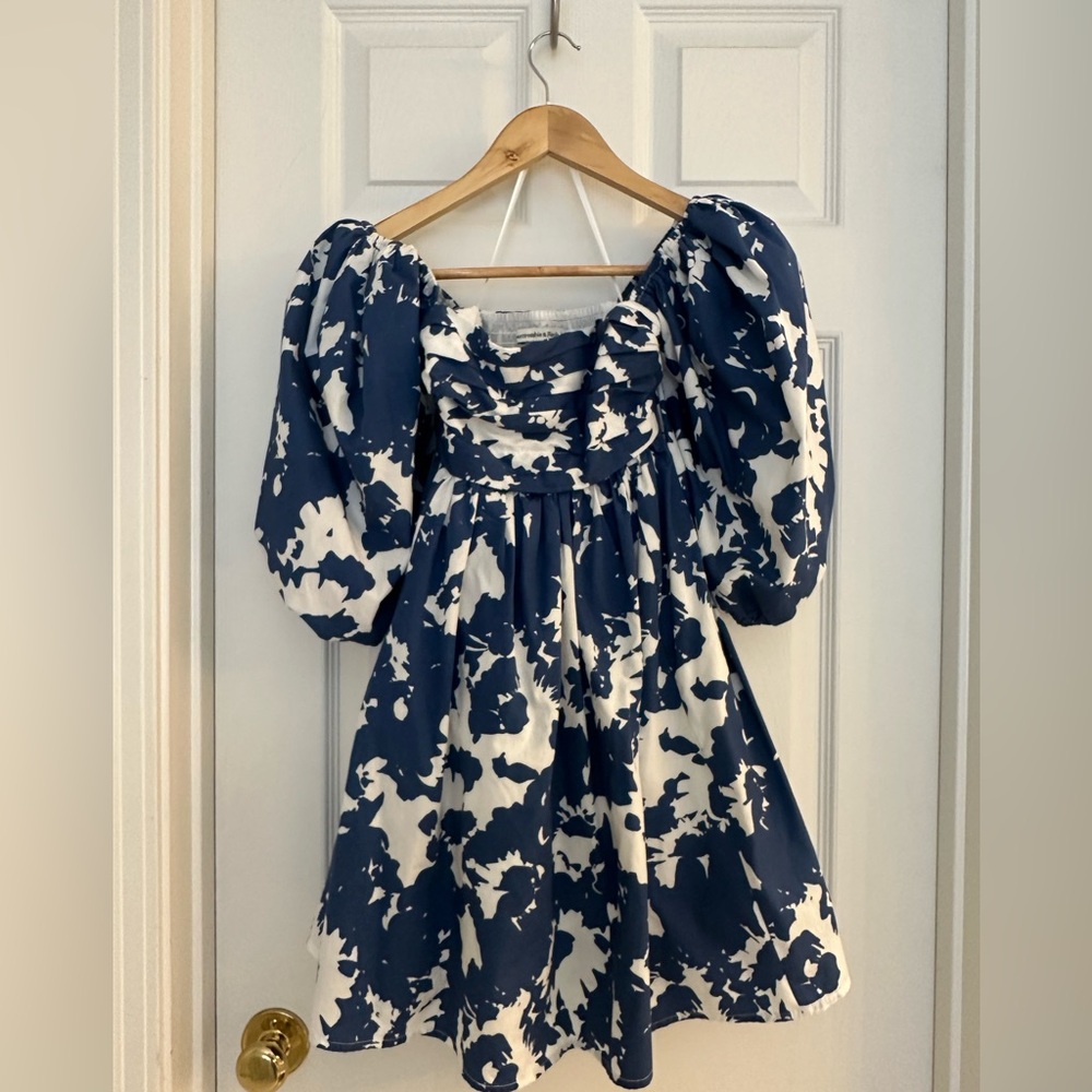 Abercrombie & Fitch Blue & White Floral Emerson Poplin Mini Dress – Size XS - Picture 2 of 4